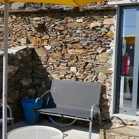 Casa Escola Velha * Vale de Carneiro